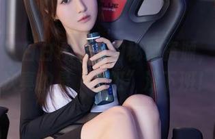秀人网 - 白白Alina的秘藏资源，秘书这次真的是“上班”没下班！