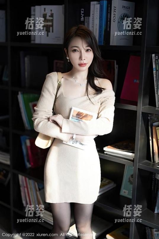 秀人网-菲儿beauty 秀人网 - 菲儿beauty化身万圣女巫,快来瞅瞅这美图,下载一张送给你的小鬼!