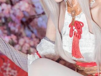 你见过艾西Aiwest的桐生桔梗作品吗？好想下载啊，但又怕沉迷无法自拔。