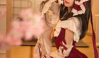 电子游戏里的角色隐藏在短裤里？哈，我只信花柒Hana的写真。