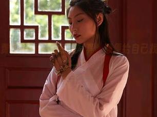 蜜桃社 - 免费打卡Gina的和服写真，顺便给自己找个借口放空一下