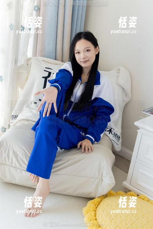 袜啵啵 - 迷失在奶油的图集中，每一张裸足作品都在静静倾诉
