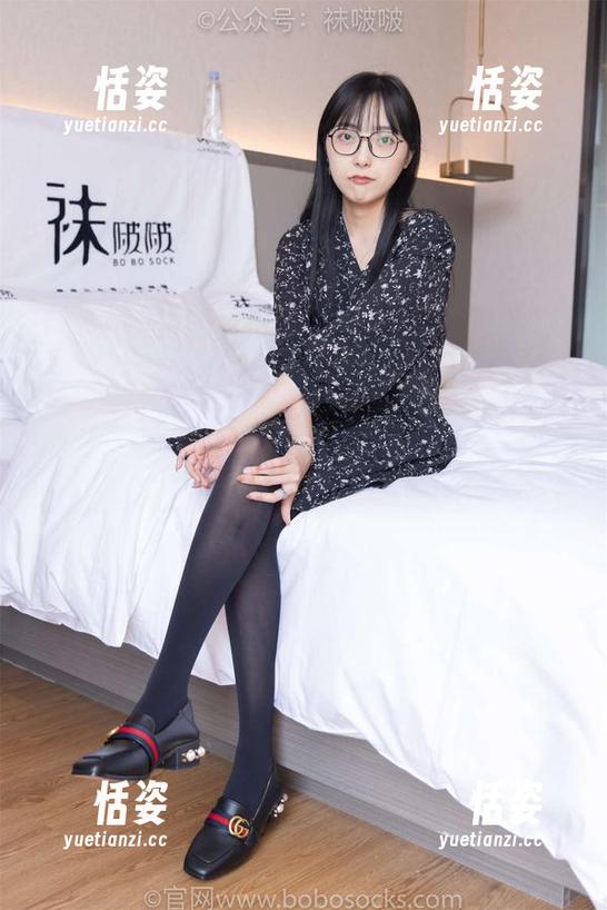 袜啵啵-稚予 袜啵啵 - 又来新一波!稚予的深蓝丝作品集,自己的喜欢,自有道理。