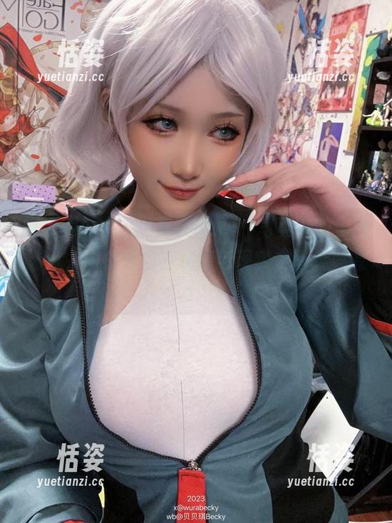 阿妮斯公式，贝贝琪Becky写真中的星际迷航，图集带你去科幻与现实之间走一遭！