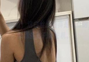 微密圈 - 老实说，这白丝原图真是让黑饱宝的每一张私拍都充满生机。